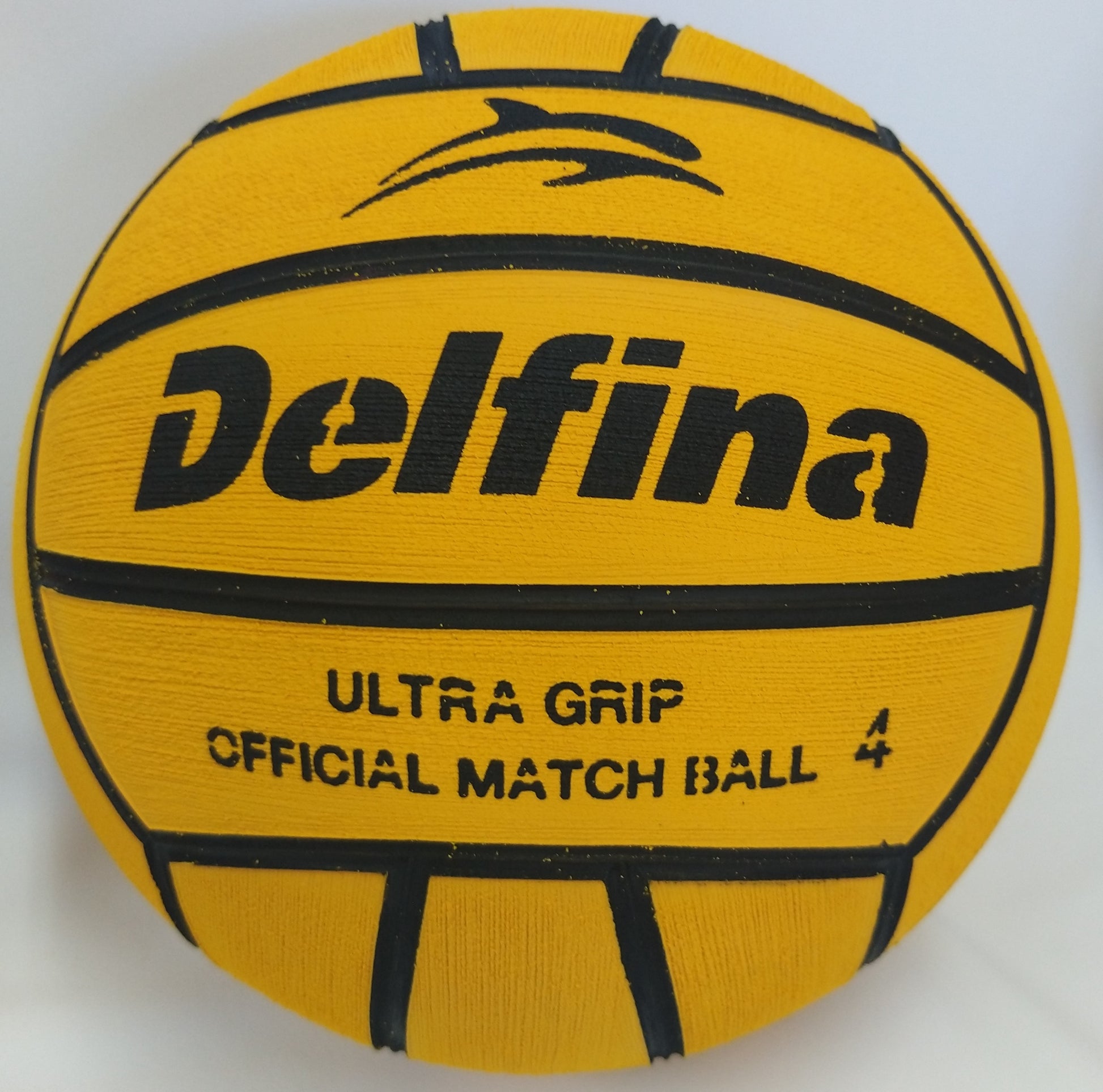 Delfina water polo ball